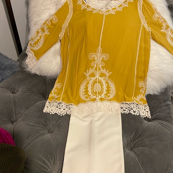 Shirt and pants - Picture 2 of 2